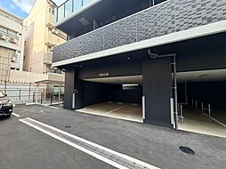 29 / 38
