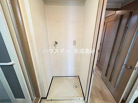 洗濯機置き場のスペースを確保しています!是非、現地にてスペースを確認してみてください。