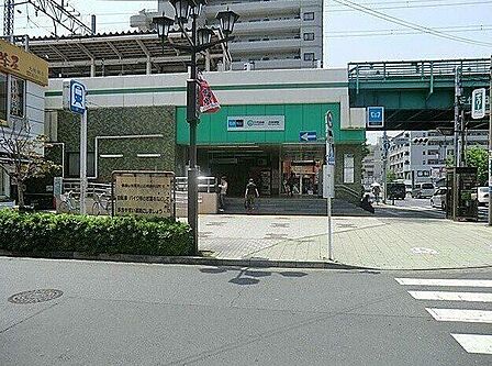 北綾瀬駅 1120m