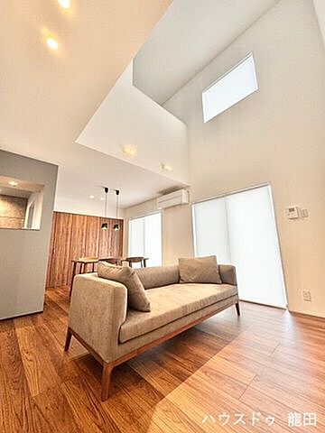 リビング/ダイニング 菊池郡大津町大字大津2399番184