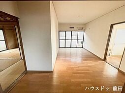 居間