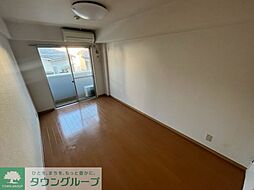 ウエストバレイ 206 2階ワンルームのリビング/ダイニング