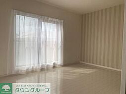 パークアベニュー 202 2階1Kのリビング/ダイニング