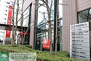 三菱東京UFJ銀行新富町支店 徒歩1分。銀行 50m