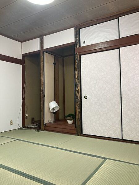 画像23:趣のある和室です