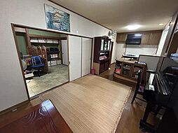 居間