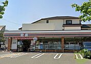 セブン-イレブン 西宮高木西町店 425m