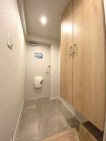 玄関 ナイスアーバン南仙台第1 3階/-