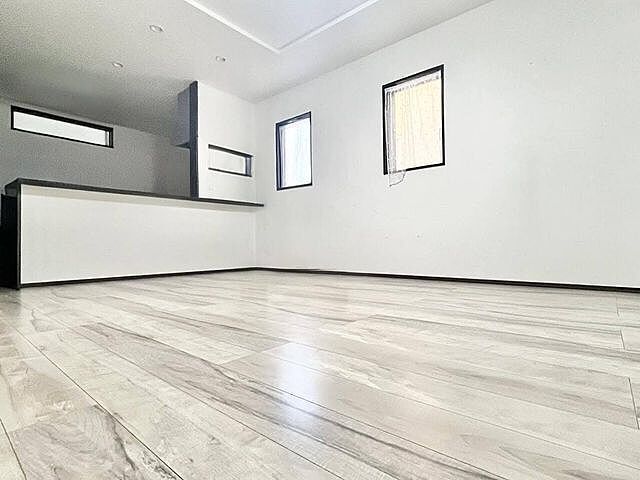 リビング/ダイニング 宮崎市清武町正手3丁目