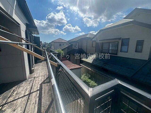 バルコニー 宮崎市大字小松