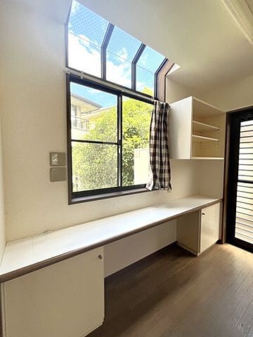 室内 宮崎市生目台西4丁目