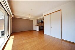 ＣＡＳＳＩＡ横濱ガーデン山 506 4階2LDKのリビング/ダイニング