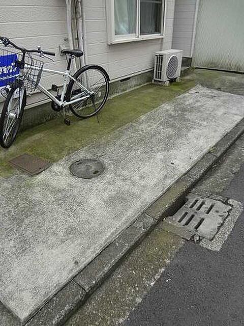 10 / 11