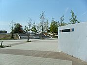 彩都西公園（400m）