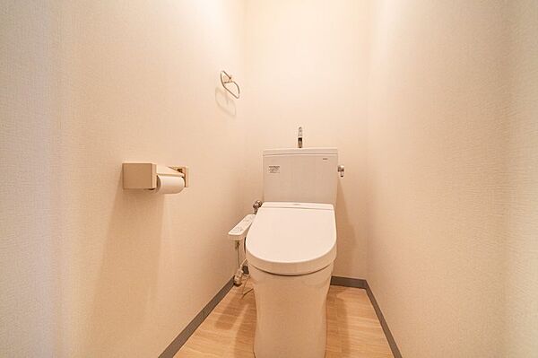 トイレを拡大表示