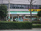ファミリーマート 北河堀店（490m）