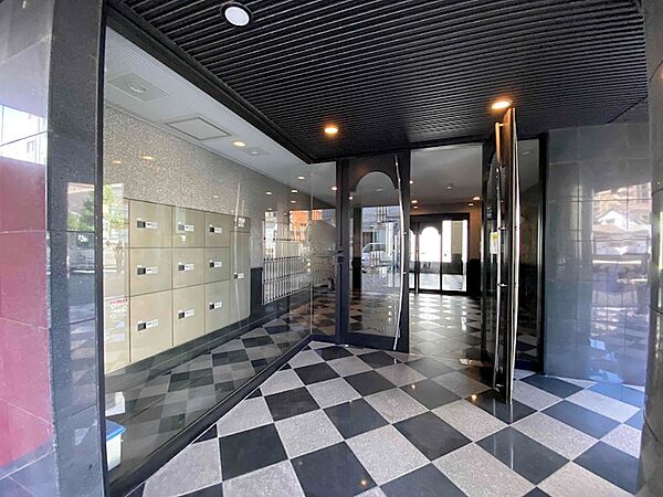 建物エントランス