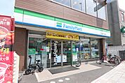 ファミリーマート　熱田五本松町店
