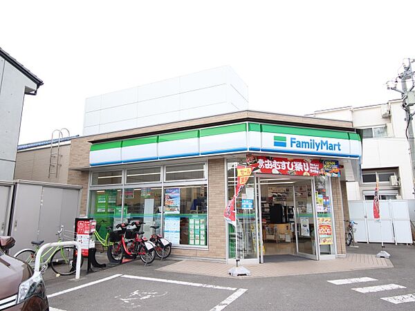 画像11:ファミリーマート　中村上ノ宮町店