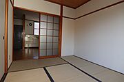 ※別号室の参考写真です