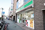 ローソンストア100　栄五丁目店