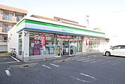 ファミリーマート　名東本通三丁目店