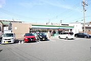 ファミリーマート　春田駅南店