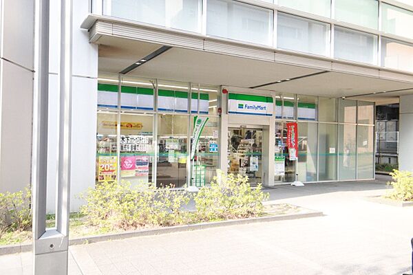 画像17:ファミリーマート　白川通本町店