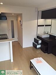 レオネクストテネレッツァ 104 1階ワンルームのリビング/ダイニング