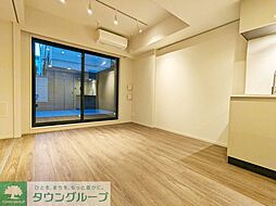 イプセ中野三丁目 105 1階1LDKのリビング/ダイニング