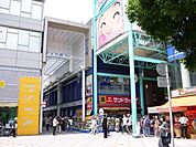 吉祥寺アーケード街 2000m