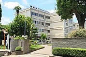 調布市立神代中学校 徒歩58分。中学校 4590m