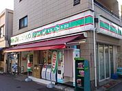 ローソンストア100西荻北店 徒歩7分。コンビニ 550m