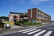 水戸市立大場小学校　約1870m。通学路もきれいに整備され、通いやすくなりました※酒門小か大場小で選べます