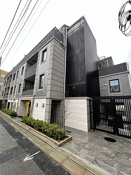 ラ・ペルラ市谷砂土原町 408｜東京都新宿区市谷砂土原町１丁目(賃貸マンション1LDK・4階・30.90㎡)の写真 その1