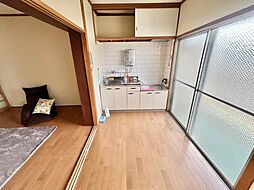 居間