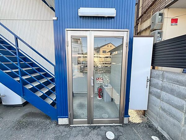 建物エントランス