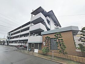 ラピスタ志紀  ｜ 大阪府八尾市東老原2丁目（賃貸マンション3LDK・4階・60.00㎡） その1