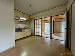 居間