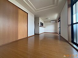 居間