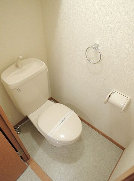 画像11:バストイレ別。※同タイプ室内