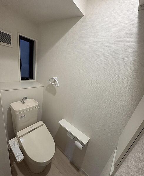 トイレを拡大表示