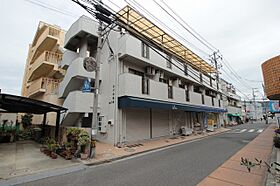 広島県広島市安佐南区長束３丁目（賃貸マンション1R・2階・15.60㎡） その1