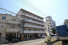 広島県広島市西区中広町１丁目（賃貸アパート2LDK・2階・51.47㎡） その1