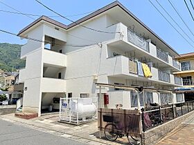 広島県広島市安佐南区八木９丁目（賃貸マンション2LDK・1階・51.90㎡） その1