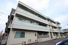 広島県広島市南区東青崎町（賃貸マンション1LDK・1階・50.60㎡） その1