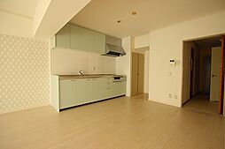 広島電鉄5系統 比治山下駅 徒歩19分の賃貸マンション 4階2LDKのリビング/ダイニング