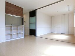 JR可部線 安芸長束駅 徒歩31分の賃貸アパート 1階2LDKのリビング/ダイニング