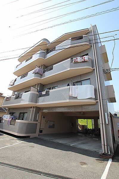 広島県広島市安佐南区中須１丁目(賃貸マンション3LDK・4階・64.35㎡)の写真 その1