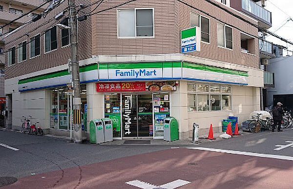 【コンビニエンスストア】ファミリーマート 都島北通一丁目店まで227ｍ